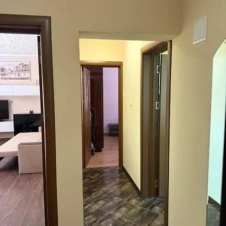 Central Apartments Pleven Apartament