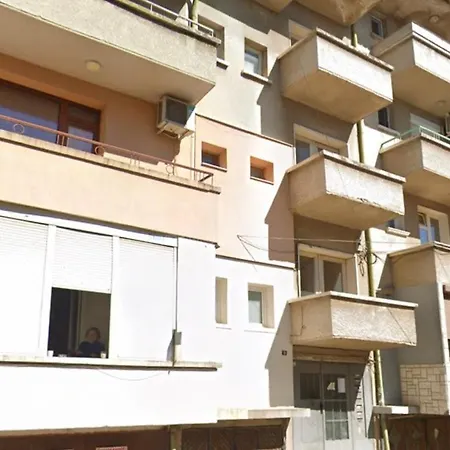 Apartmán Central Apartments Pleven *